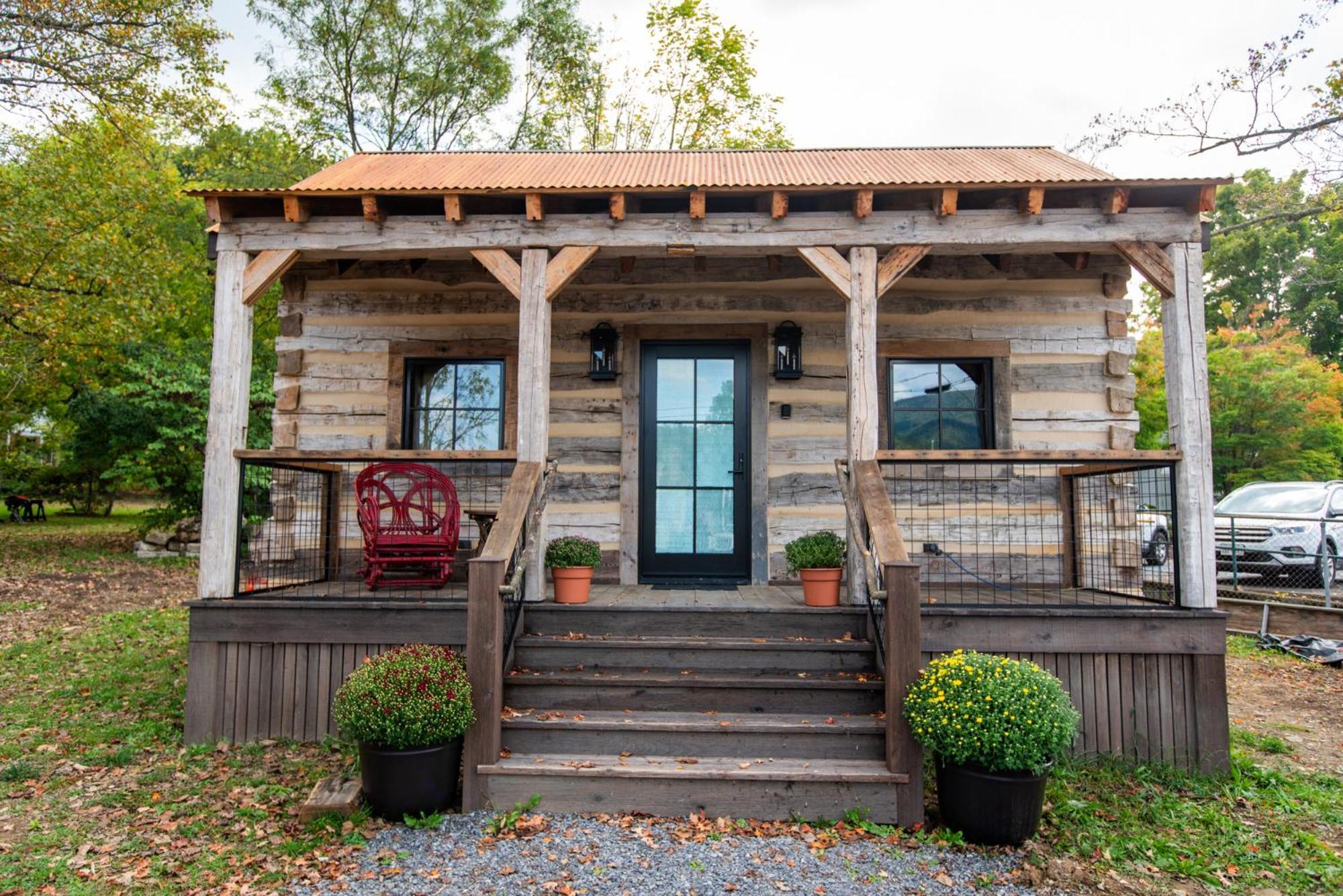 Barnwood Village White Sulphur Springs Kültér fotó